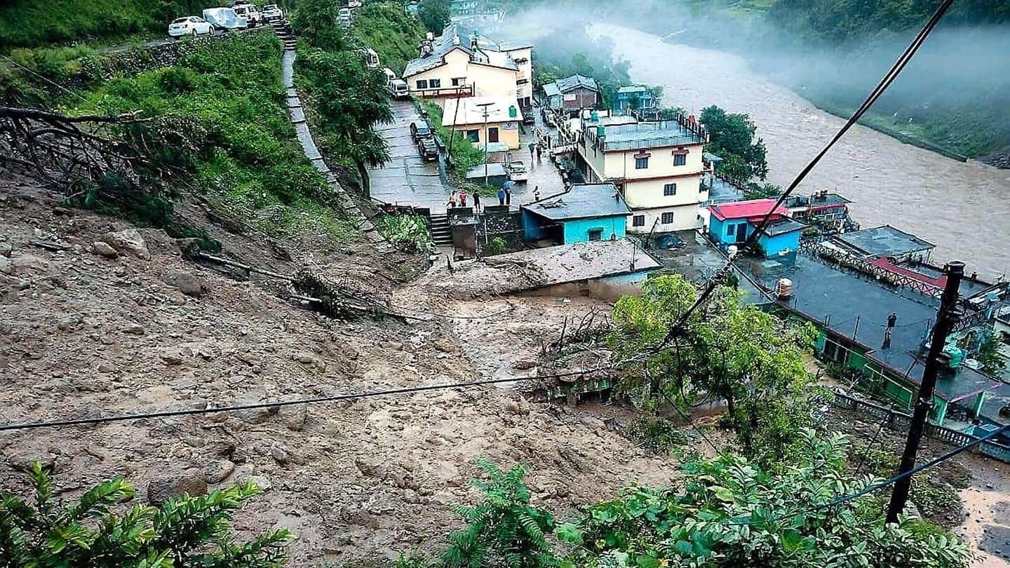 Monsoon Fury: Cloudbursts in Rudraprayag & Chamoli Leave Residents Stranded – Fashion collection