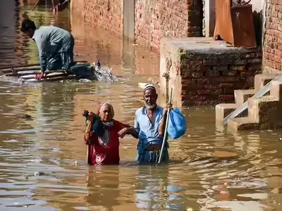 Garbage Overflow Creates Flood-Like Chaos at Pakistan’s Attari-Wagah Border – Fashion collection