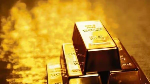 Gold’s Meteoric Rise in 2025: Smart Investment or Risky Bet? – Fashion collection